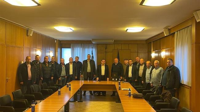 Συνάντηση Γ. Γεωργαντά με παραγωγούς και συνεταιριστικές οργανώσεις του Τυρνάβου