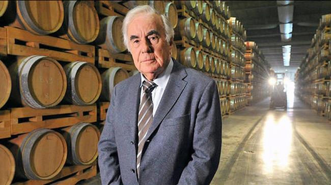 Ελβετία: Ο ιδρυτής του κολοσσού κρασιού Groupe Castel καλείται να πληρώσει 286 εκατ. ελβετικά φράγκα στην εφορία