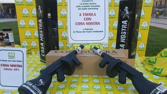 Ιταλοί αγρότες «εξεγείρονται» για τα προϊόντα με μαφιόζικες ονομασίες