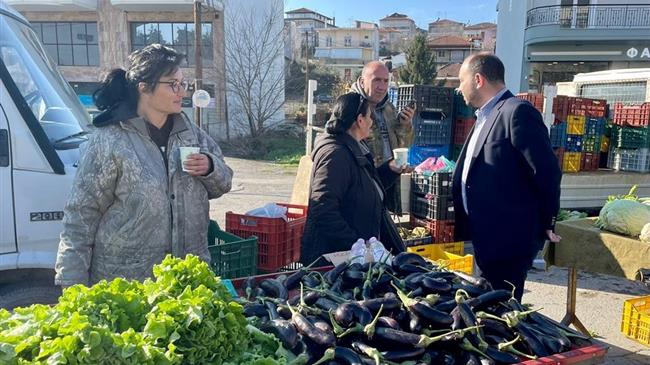 Επίσκεψη Λάκη Βασιλειάδη στη Λαϊκή Αγορά των Γιαννιτσών – Πληρωμή ΕΛΓΑ