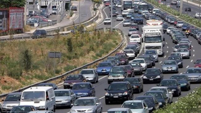 Στο στόχαστρο οι εταιρείες: Χιλιάδες ανασφάλιστα και χωρίς τέλη κυκλοφορίας οχήματα