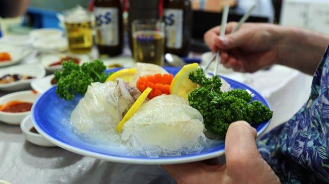 Οι σεφ ενσωματώνουν τροφές με βάση τα έντομα στη μεσογειακή κουζίνα