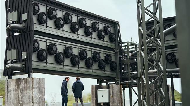 Το μεγαλύτερο εργοστάσιο στον κόσμο για την απορρόφηση άνθρακα από τον ουρανό ανοίγει στην Ισλανδία