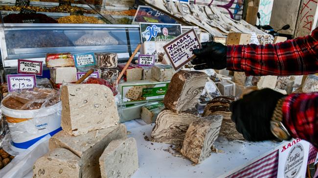Τα καταστήματα τροφίμων λειτουργούν κανονικά την Καθαρά Δευτέρα