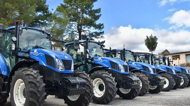 Ξεκινά η κατανομή των νέων σύγχρονων τρακτέρ προς τις Π.Ε. της Περιφέρειας Πελοποννήσου