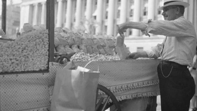 Ο Έλληνας Πωλητής Φιστικιών του Λευκού Οίκου