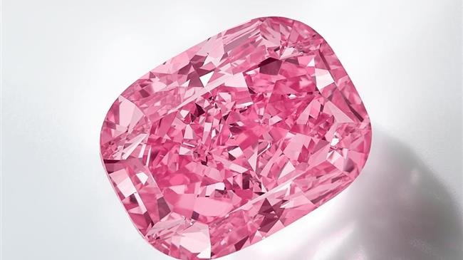 Σπάνιο ροζ διαμάντι θα δημοπρατηθεί στη Νέα Υόρκη