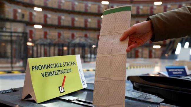 Ολλανδοί αγρότες μετατρέπουν τις διαμαρτυρίες σε νίκη ψήφου