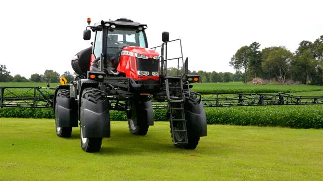 Massey Ferguson: Ντεμπούτο του ψεκαστήρα 500R