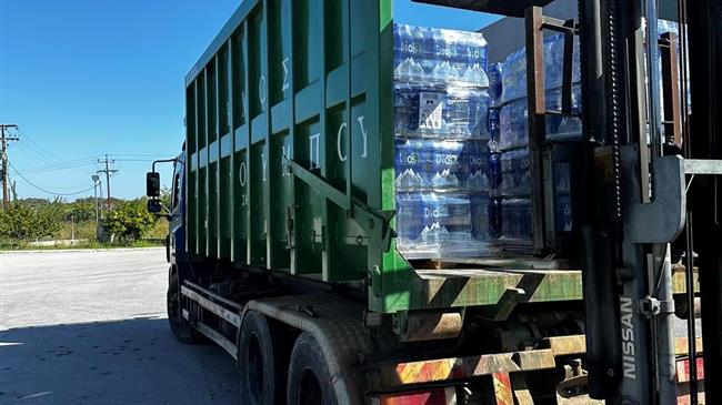 Αποστολή παλετών εμφιαλωμένου νερού στο Δήμο Τεμπών