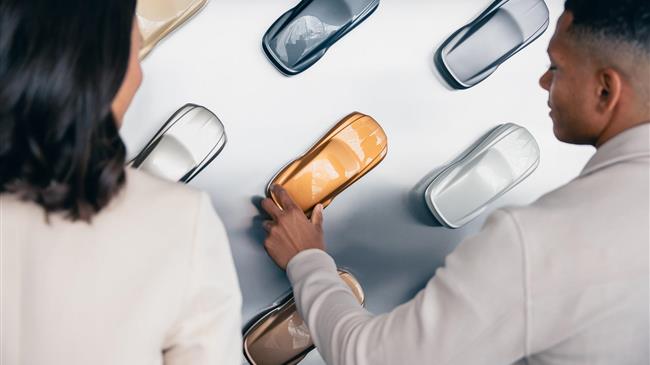 Νέες εξατομικευμένες ξεναγήσεις πελατών στο περίφημο εργοστάσιο της Bentley στο Crewe