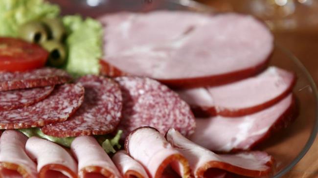 Η Επιτροπή καθορίζει νέα μειωμένα όρια για τα νιτρώδη και τα νιτρικά άλατα ως πρόσθετα τροφίμων