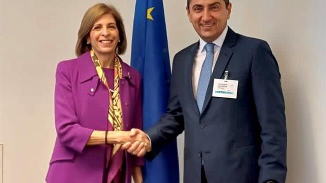 Συνάντηση με την Ευρωπαία Επίτροπο Υγείας και Ασφάλειας Τροφίμων είχε ο Αυγενάκης