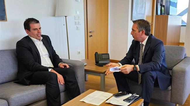 Μαντάς σε Καιρίδη για έλλειψη εργατών γης