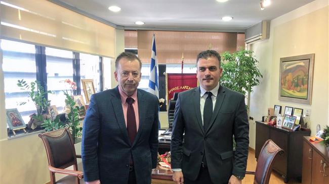 Συστράτευση για την αξιοποίηση της Αβερωφείου Γεωργικής Σχολής ζήτησε ο Κόκκαλης από τον Μαμάκο