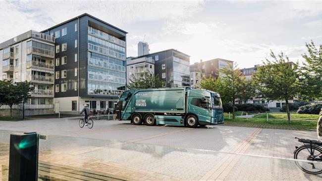 Η Volvo παρουσιάζει το πρώτο της αποκλειστικά ηλεκτρικόφορτηγό – σχεδιασμένο για καθαρότερες και ασφαλέστερες αστικές μεταφορές