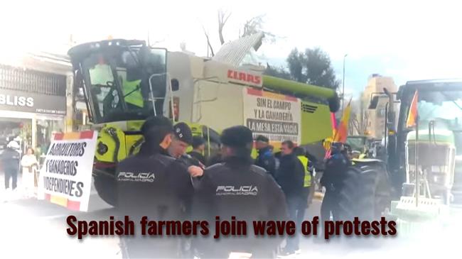 Ισπανία: Πολιορκία με 500 τρακτέρ στο κέντρο της Μαδρίτης