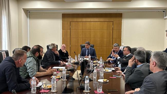 Συνάντηση ΥπΑΑΤ με αγρότες, κτηνοτρόφους και μελισσοκόμους Έβρου