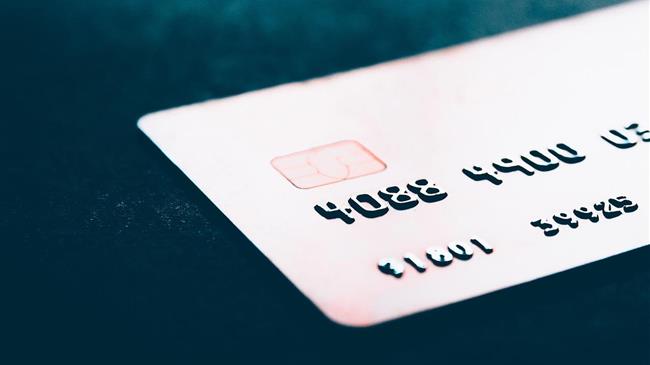 Έως τη Δευτέρα 2 Σεπτεμβρίου η σύνδεση επαγγελματικών λογαριασμών με το IRIS