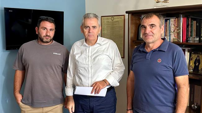 Χαρακόπουλος με παραγωγούς Σκοπιάς Φαρσάλων: Με φειδώ τα φωτοβολταϊκά σε γεωργικές εκτάσεις