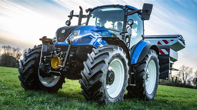 Αυτά είναι τα σημαντικότερα χαρακτηριστικά του νέου τρακτέρ της New Holland, T5 Dual Command
