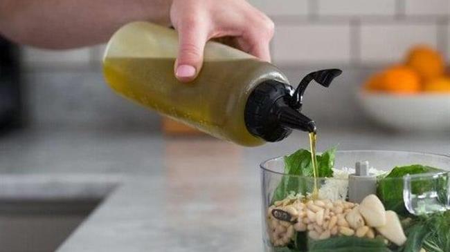 Ελαιόλαδο: «Στροφή» των Αμερικάνων στα μπουκάλια συμπίεσης