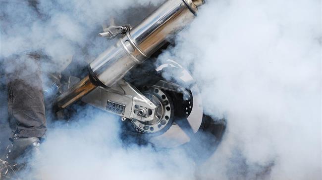 Απαγόρευση χορήγησης καυσίμων σε όποιον μοτοσυκλετιστή δεν φοράει κράνος