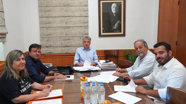 Υπογράφηκαν συμβάσεις για την ανάπτυξη αγροδιατροφικών κέντρων στην Κρήτη