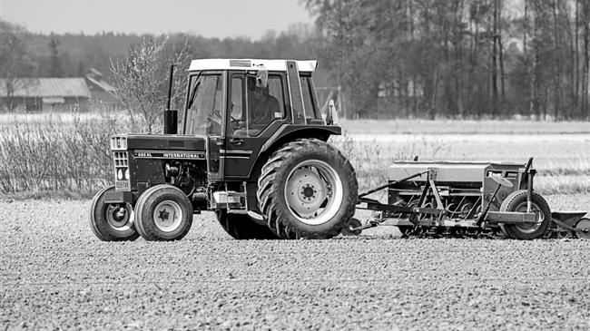 Τέλος το diesel στα χωράφια; Η Ευρώπη δίνει πράσινο φως στα υβριδικά τρακτέρ