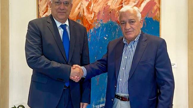 Συνεργασία Υπουργείου Ανάπτυξης - ΚΕΔΕ για αναβάθμιση των λαϊκών αγορών