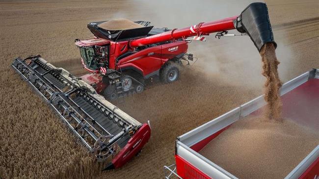 Case IH AF 10: Το μεγαλύτερο θεριζοαλωνιστικό της Ευρώπης μόλις έφτασε – Δείτε πώς αλλάζει το μέλλον της γεωργίας
