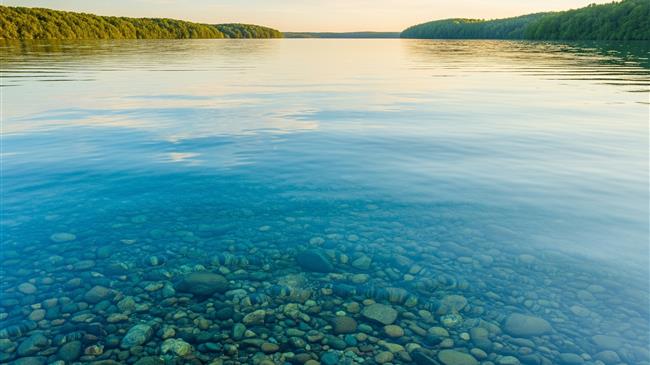 Η ΕΕ ενισχύει τους κανόνες για την προστασία των υδάτων από τη ρύπανση