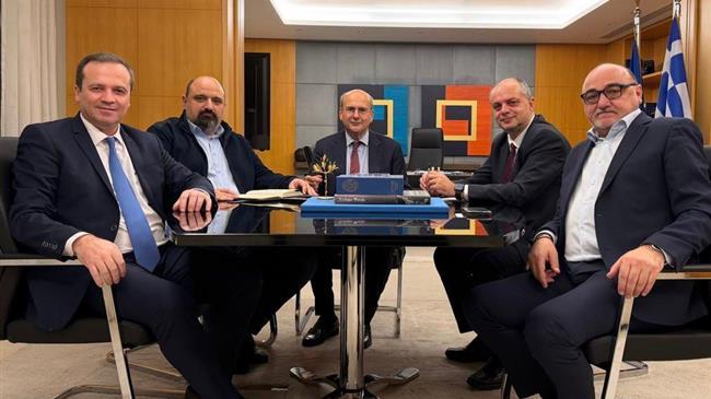 Ουσιαστική στήριξη για τους κτηνοτρόφους και μέριμνα για τους παραγωγούς ζωοτροφών της Θεσσαλίας