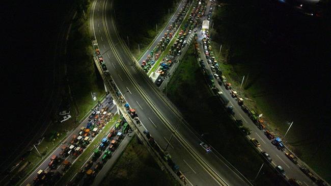 Γιατί τα αγροτικά μπλόκα αμφισβητούν ξανά το μοντέλο της ελληνικής γεωργίας