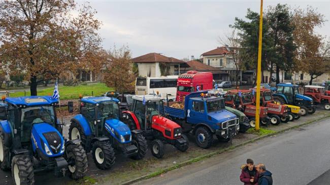 Ενίσχυση στο μπλόκο του Νησελίου