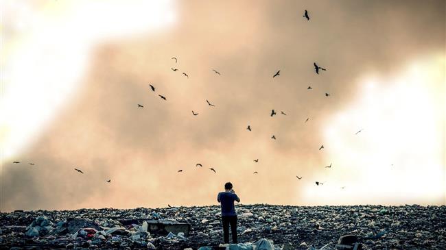 Κυκλική οικονομία ή καύση; Η Ελλάδα αναζητά βιώσιμη λύση για τα απόβλητα με στόχους ΕΕ 2035, υψηλή ταφή και ακριβές επενδύσεις.