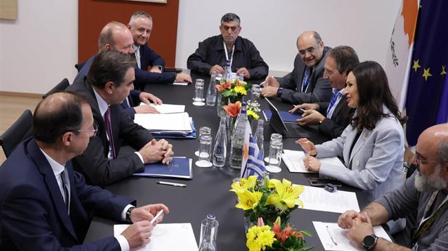 Ελλάδα και Κύπρος: Κοινό μέτωπο και στενή συνεργασία για την αντιμετώπιση του αφθώδους πυρετού