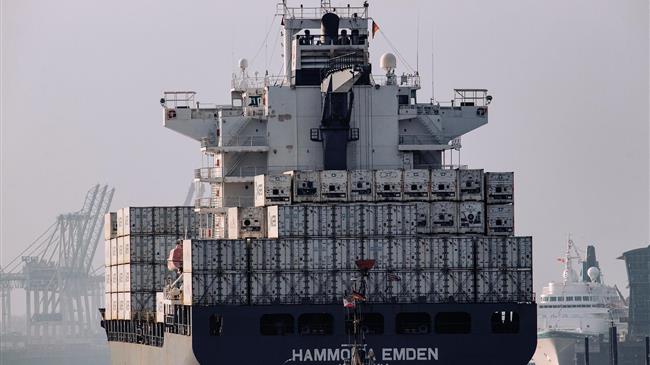 Πιέσεις στις αγορές εμπορευμάτων από τους κινδύνους στα Στενά του Ορμούζ