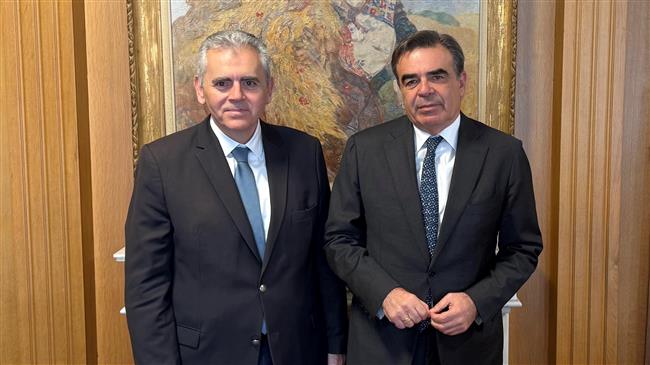 Αποζημίωση για τις αχρησιμοποίητες ζωοτροφές λόγω ευλογιάς ζητά ο Χαρακόπουλος